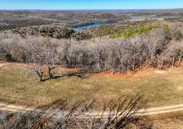 Homes for sale in Eureka Springs, AR | 347 Ridgeline Rd, Eureka Springs, AR 72632 | MLS# 1333784