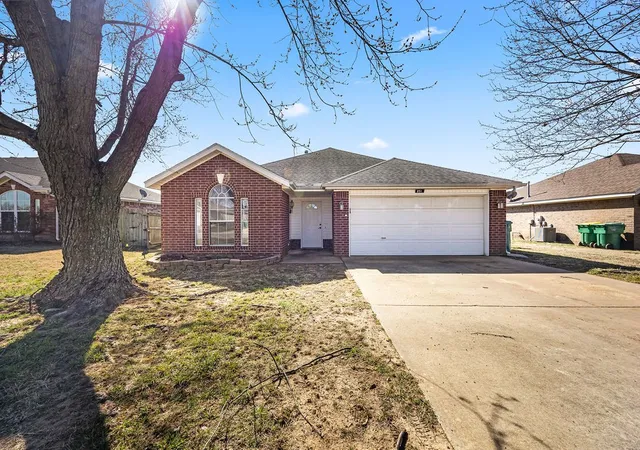 Homes for sale in Centerton, AR | 851 Honeysuckle Dr, Centerton, AR 72719 | MLS# 1333803