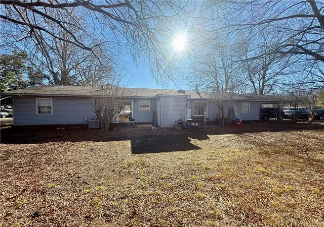 16th image of 701 702 E 11th St, Russellville, AR 72801 | MLS# 1333855