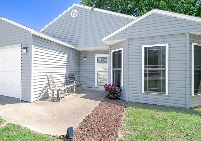 Homes for sale in Bentonville, AR | 1210 Spring St, Bentonville, AR 72712 | MLS# 1333792