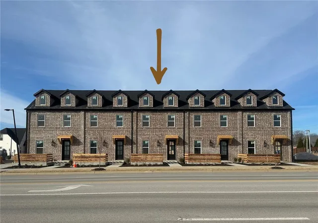 Photo 1 of Townhouse for sale at 5906 S Bellview Rd, Rogers, AR 72758 | MLS# 1334045 | Listing updated on 2026-07-02