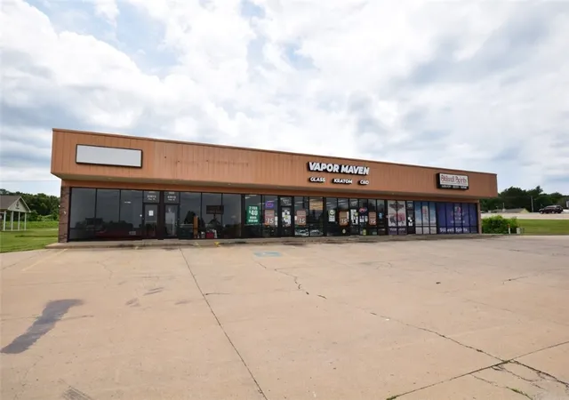 2nd image of 83621 S Hwy 59, Stilwell, OK 74960 | MLS# 1334318