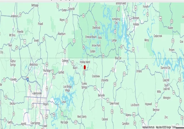 Homes for sale in Holiday Island, AR | 8 Cypress Point Ln, Holiday Island, AR 72631 | MLS# 1334590