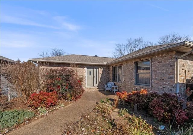 1st image of 9c Clover Ln, Holiday Island, AR 72631 | MLS# 1334686
