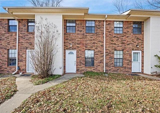 Homes for sale in Russellville, AR | 1421 N Nashville Ave, Russellville, AR 72801 | MLS# 1334688