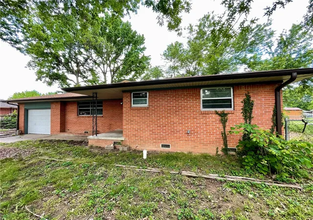 30th image of 1714 Horseshoe Dr, Springdale, AR 72762 | MLS# 1334513