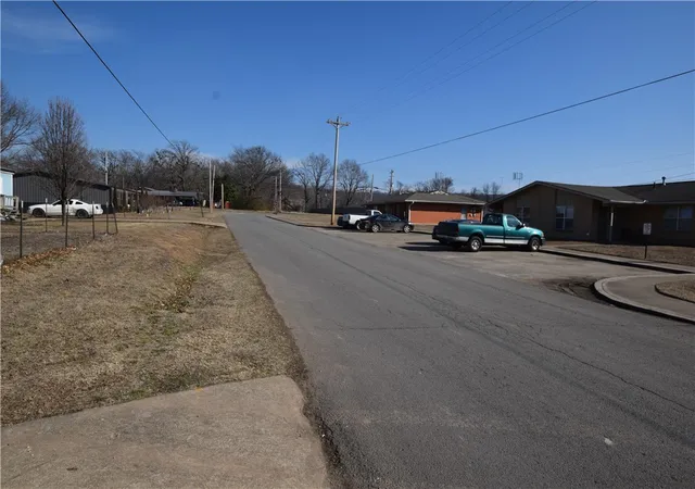 Homes for sale in Stilwell, OK | 413 W Willow St, Stilwell, OK 74960 | MLS# 1334959