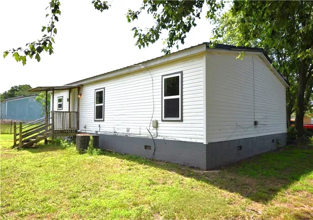 Homes for sale in Stilwell, OK | 413 W Willow St, Stilwell, OK 74960 | MLS# 1334959