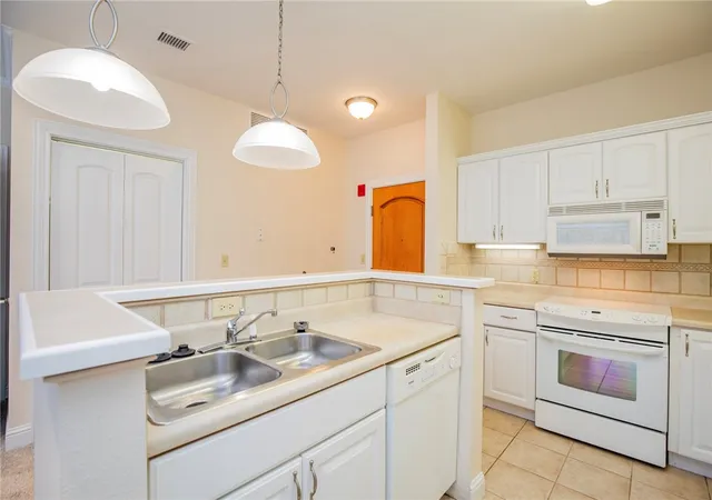 image of 1 Highlands Crossing Dr #119, Bella Vista, AR 72715 | MLS# 1335041