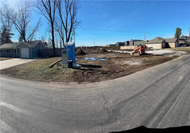 2nd image of 1108 Convair St, Bentonville, AR 72712 | MLS# 1334624