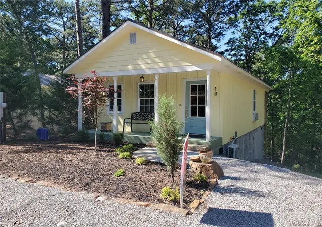 Homes for sale in Eureka Springs, AR | 1 B Cross St, Eureka Springs, AR 72632 | MLS# 1335056