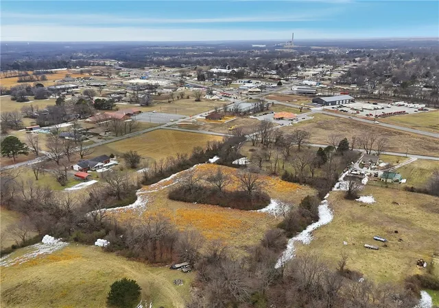 2nd image of 190 Allen Ave, Gentry, AR 72734 | MLS# 1335050