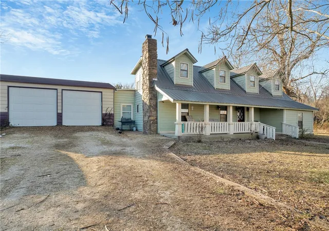 Homes for sale in Lincoln, AR | 18815 E Holt Rd, Lincoln, AR 72744 | MLS# 1335036