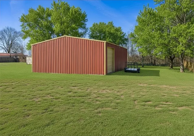 Homes for sale in Lincoln, AR | 1208 W Holt Rd, Lincoln, AR 72744 | MLS# 1334770