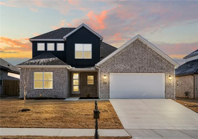 Photo 1 of Single family home for sale at 1231 Mammoth St, Bentonville, AR 72713 | MLS# 1335293 | Listing updated on 2026-02-09