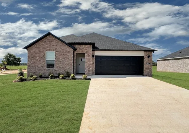 1st image of 450 W Canada Dr, Farmington, AR 72730 | MLS# 1335387