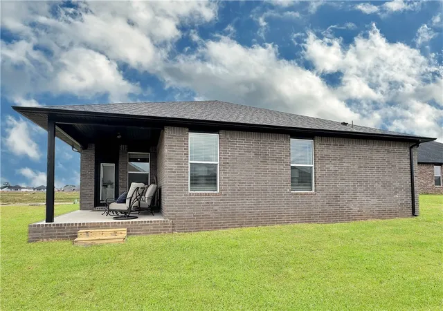33rd image of 450 W Canada Dr, Farmington, AR 72730 | MLS# 1335387