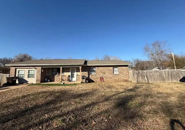 1st image of 613 Valley Dr, Russellville, AR 72802 | MLS# 1335299