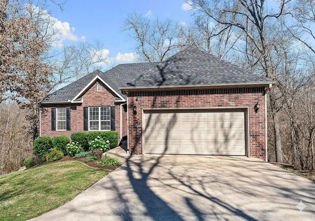 1st image of 6 Burns Cir, Bella Vista, AR 72714 | MLS# 1335320