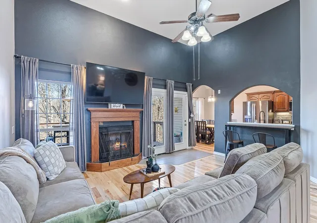 5th image of 6 Burns Cir, Bella Vista, AR 72714 | MLS# 1335320
