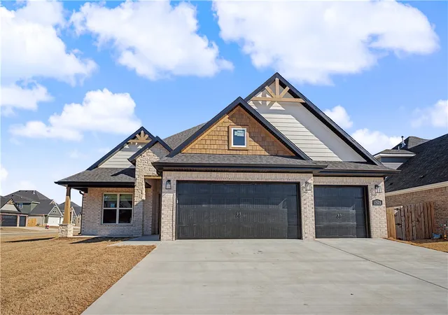 1st image of 1420 Dresden Dr, Centerton, AR 72719 | MLS# 1335715