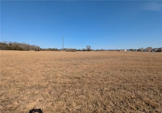 5th image of 1410 Dunwood Dr, Clarksville, AR 72830 | MLS# 1335893