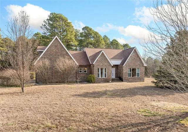 1st image of 140 Pine Forest Wy, Calico Rock, AR 72519 | MLS# 1335951