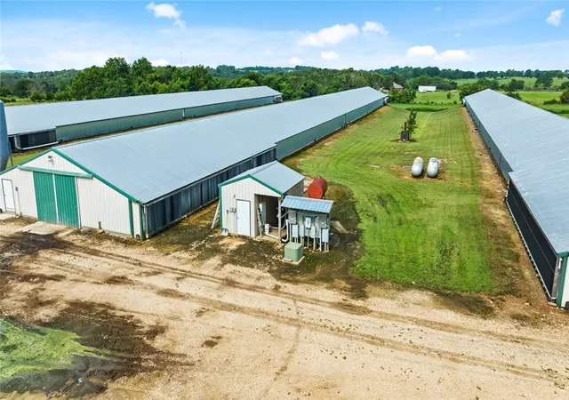 Photo 3 of House for sale at 20482 Gem Rd, Lincoln, AR 72744 | MLS# 1336005 | Listing updated on 2026-05-25