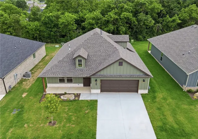 4th image of 407 W Hondo St, Siloam Springs, AR 72761 | MLS# 1336012