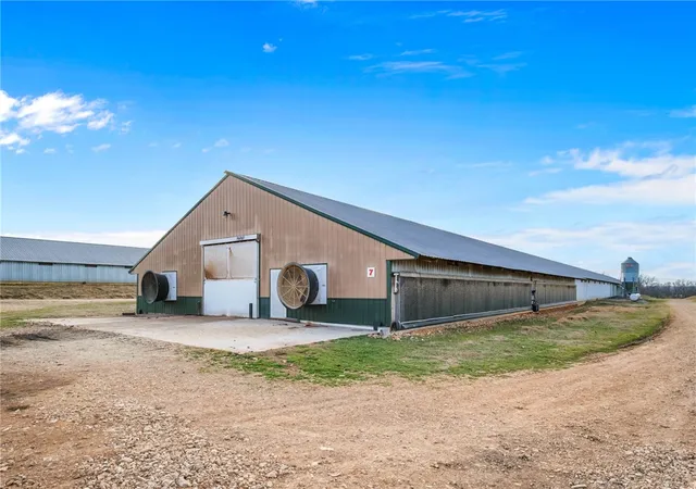 5th image of 17080 Lonnie Graggs Rd, Lincoln, AR 72744 | MLS# 1336086
