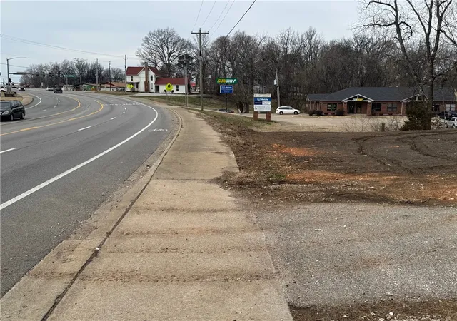 3rd image of 180 W Main St, Farmington, AR 72730 | MLS# 1336285