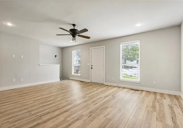 4th image of 1615 Cresent St, Bentonville, AR 72712 | MLS# 1336278