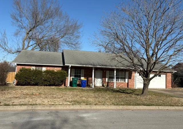 Homes for sale in Rogers, AR | 2822 Highland Dr, Rogers, AR 72756 | MLS# 1336379