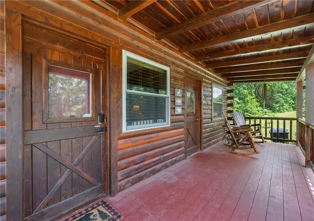 Homes for sale in Eureka Springs, AR | 805 County Road 309, Eureka Springs, AR 72632 | MLS# 1336637