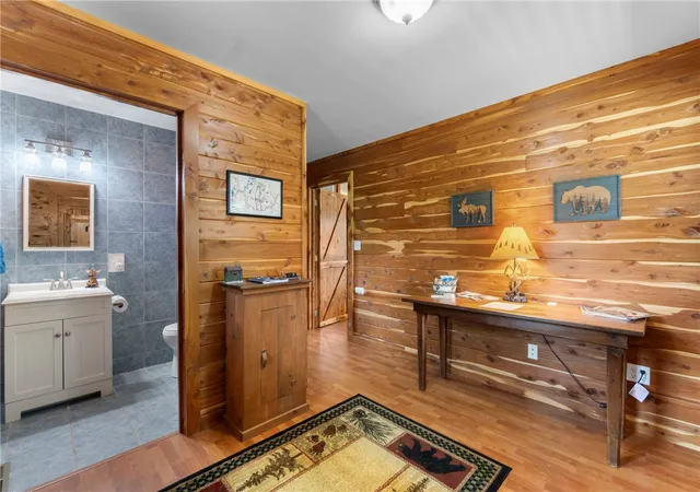 Homes for sale in Eureka Springs, AR | 805 County Road 309, Eureka Springs, AR 72632 | MLS# 1336637