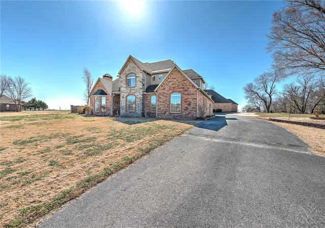 Homes for sale in Elm Springs, AR | 515 Candlelight Cir, Elm Springs, AR 72762 | MLS# 1336506