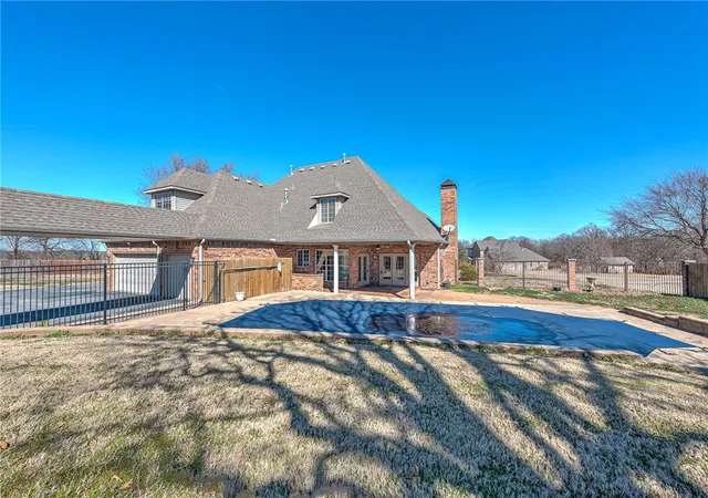 Homes for sale in Elm Springs, AR | 515 Candlelight Cir, Elm Springs, AR 72762 | MLS# 1336506