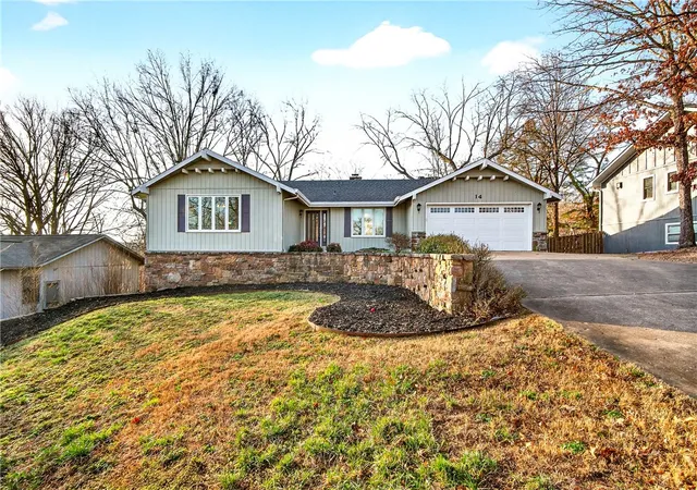 3rd image of 14 Elizabeth Dr, Bella Vista, AR 72715 | MLS# 1336832