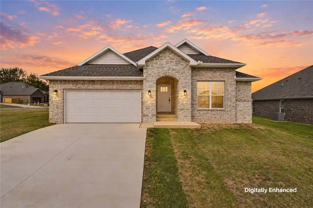 Photo 1 of Single family home for sale at 2833 Buckside St, Springdale, AR 72762 | MLS# 1336940 | Listing updated on 2026-10-22