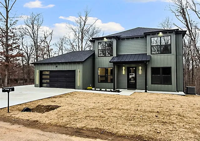 1st image of 18 Dunstable Dr, Bella Vista, AR 72714 | MLS# 1336880