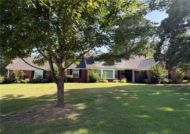 1st image of 101 S Circle Dr, Clarksville, AR 72830 | MLS# 1337058