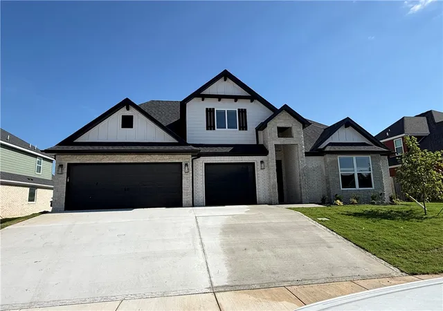 Photo 38 of Single family home for sale at 1110 Cyn Maple St, Centerton, AR 72719 | MLS# 1336539 | Listing updated on 2026-08-03