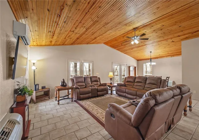 Homes for sale in Garfield, AR | 11646 Cedar Dr, Garfield, AR 72732 | MLS# 1337208