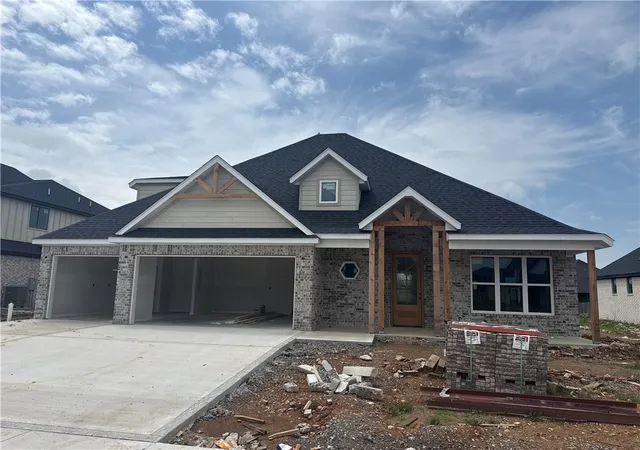 2nd image of 1121 Canyon Maple St, Centerton, AR 72719 | MLS# 1336515