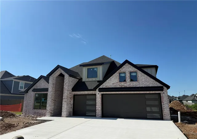2nd image of 1111 Canyon Maple St, Centerton, AR 72719 | MLS# 1336512