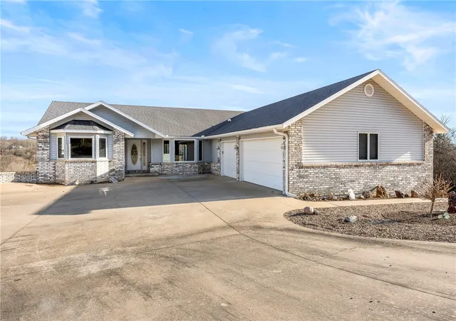 1st image of 10 Oniell Dr, Bella Vista, AR 72715 | MLS# 1336896