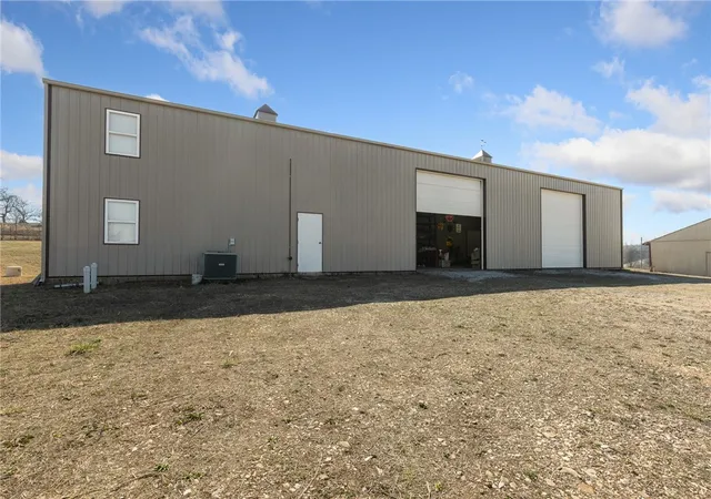 Homes for sale in Lead Hill, AR | 379 14 Hwy, Lead Hill, AR 72644 | MLS# 1337833