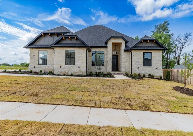 2nd image of 921 Greenhorn St, Bentonville, AR 72712 | MLS# 1337753