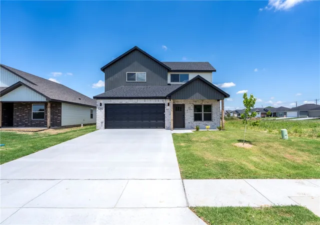 2nd image of 1704 Gerald Shay Rd, Gentry, AR 72734 | MLS# 1338113