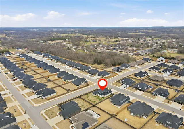 Homes for sale in Pea Ridge, AR | 2109 Bergman Rd, Pea Ridge, AR 72751 | MLS# 1336726
